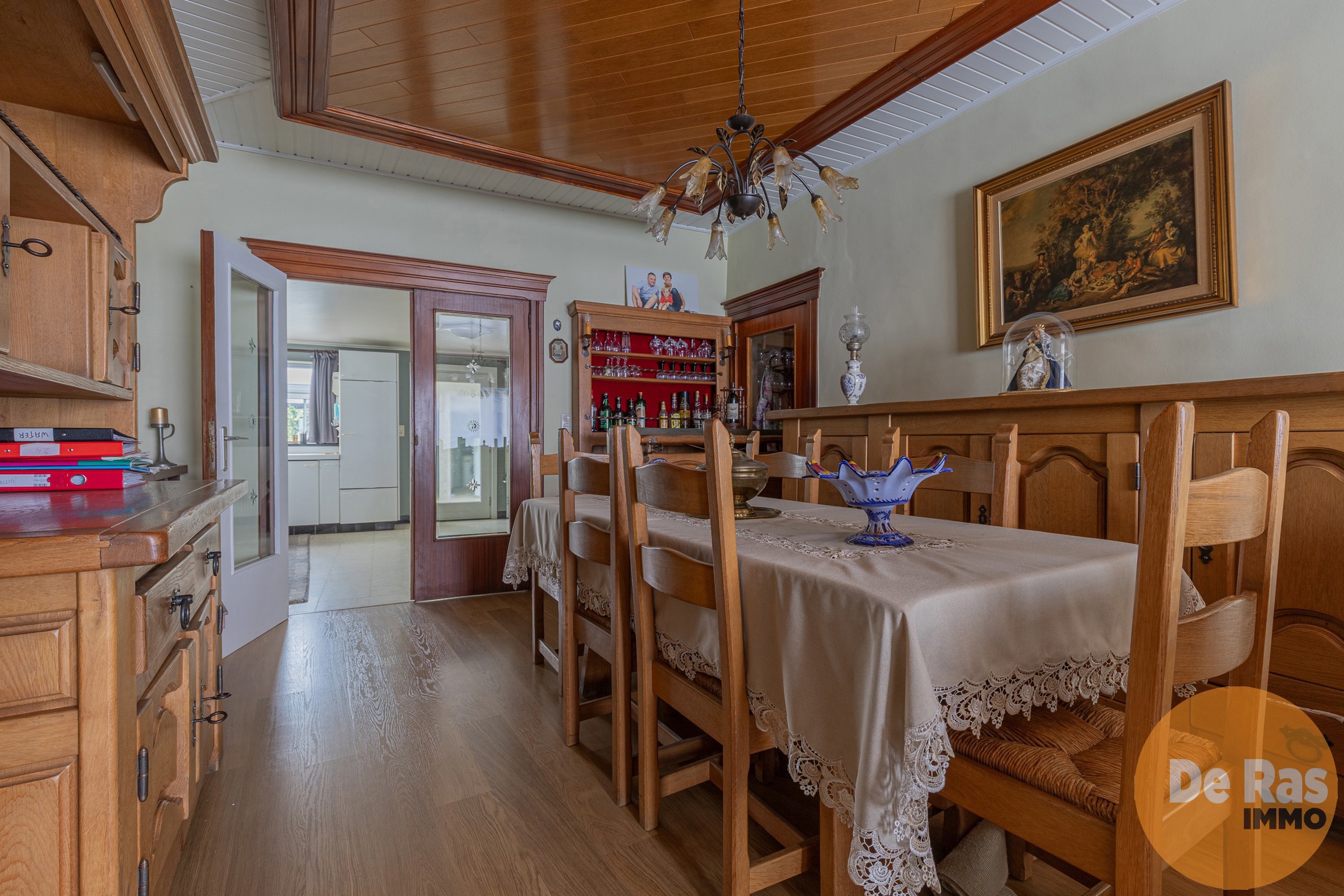 WELLE - Centraal gelegen, ruime woning met garage en tuin - foto 4