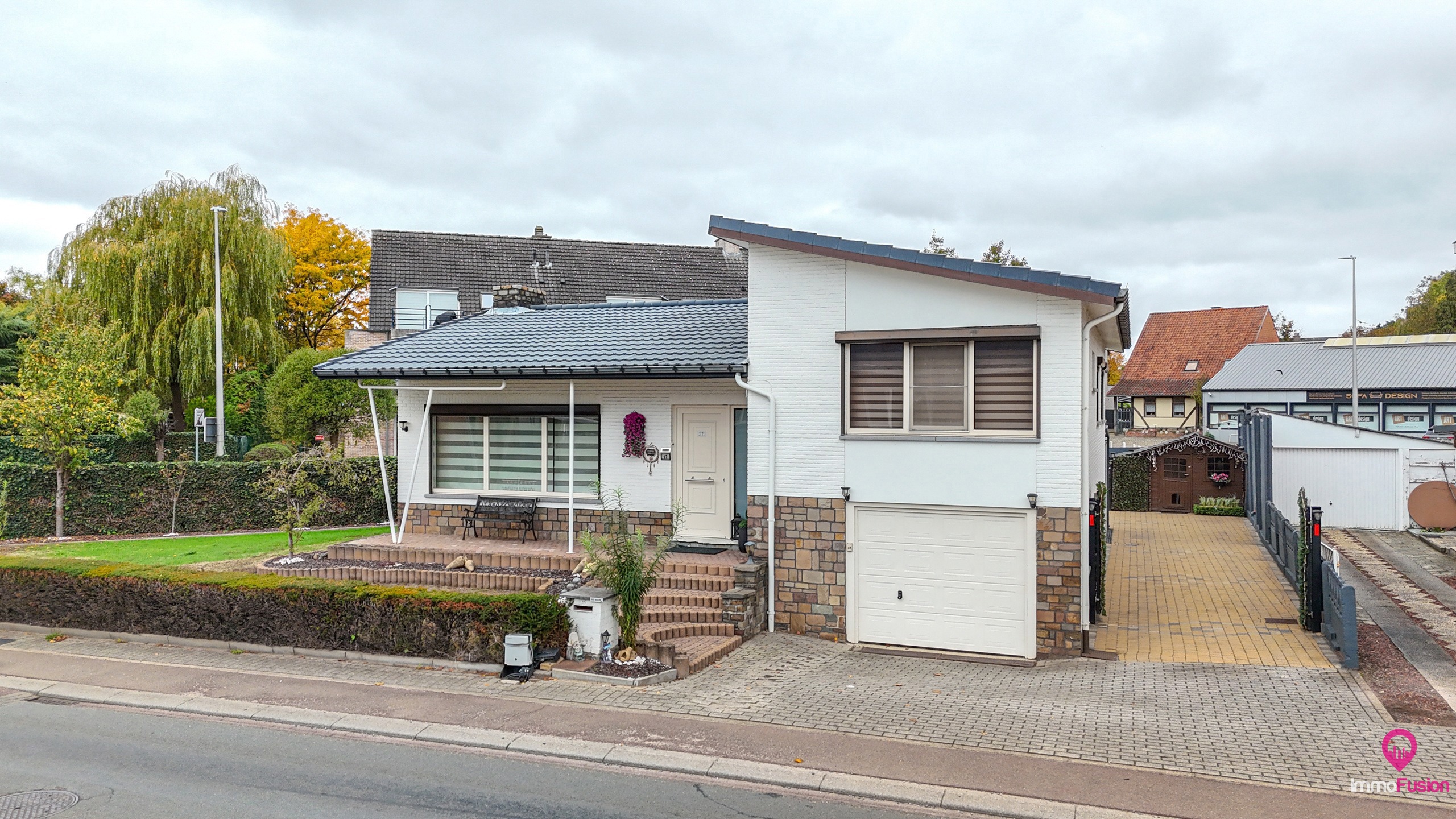 Instapklare open bebouwing met 3 slpks op perceel van 4,5are - foto 1