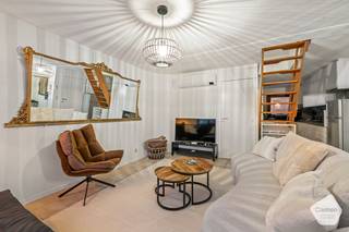 Dit instapklare appartement met twee slaapkamers heeft een uitstekende ligging vlakbij het strand, de Grote Markt en de Jachthaven.Bij het...