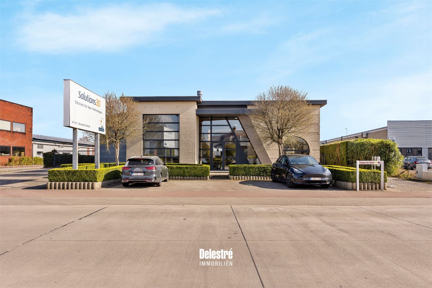 UNIEK BEDRIJFSGEBOUW MET OPTIONELE SHOWROOM INDUSTRIEZONE NOORD II - foto 3