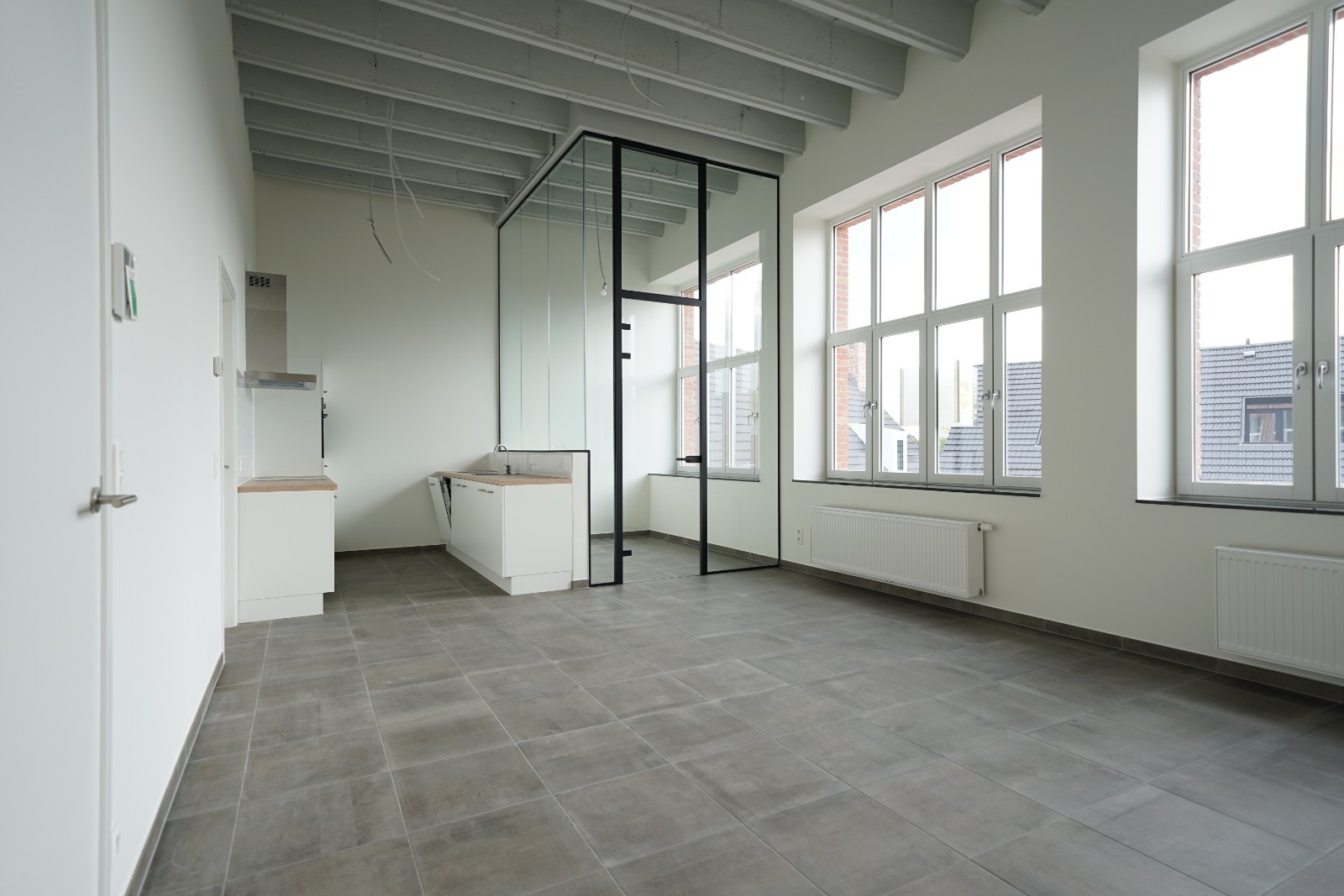 Stijlvol éénslaapkamer appartement met loft vibes - foto 2
