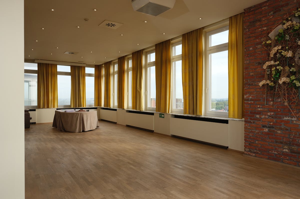 Horecapand te huur op unieke locatie nabij centrum Roeselare - foto 3