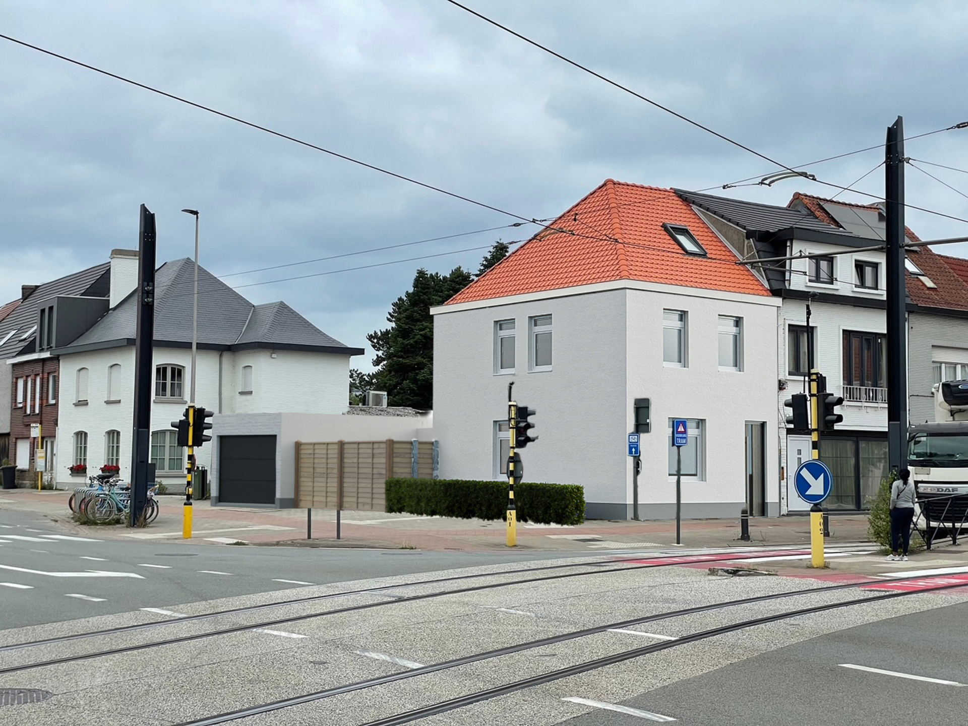 Gerenoveerde woning met 3 slp en ruim terras te Zwijnaarde - foto 1