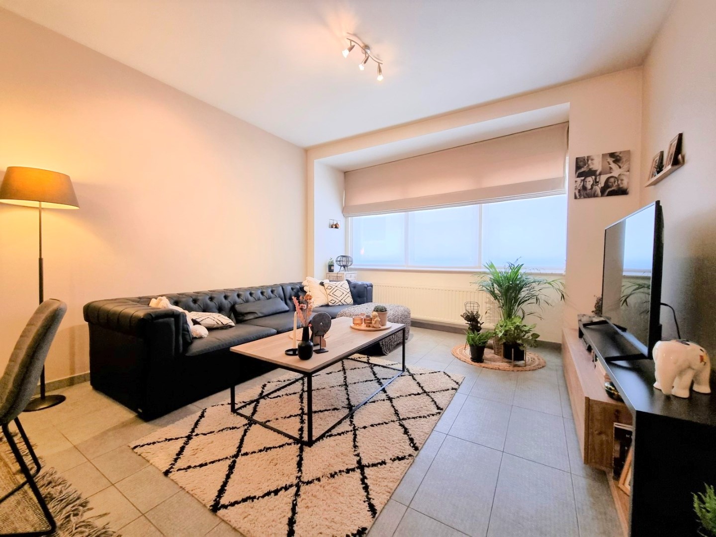 Appartement de plain-pied central avec deux chambres et cour intérieure en ville. - photo 2