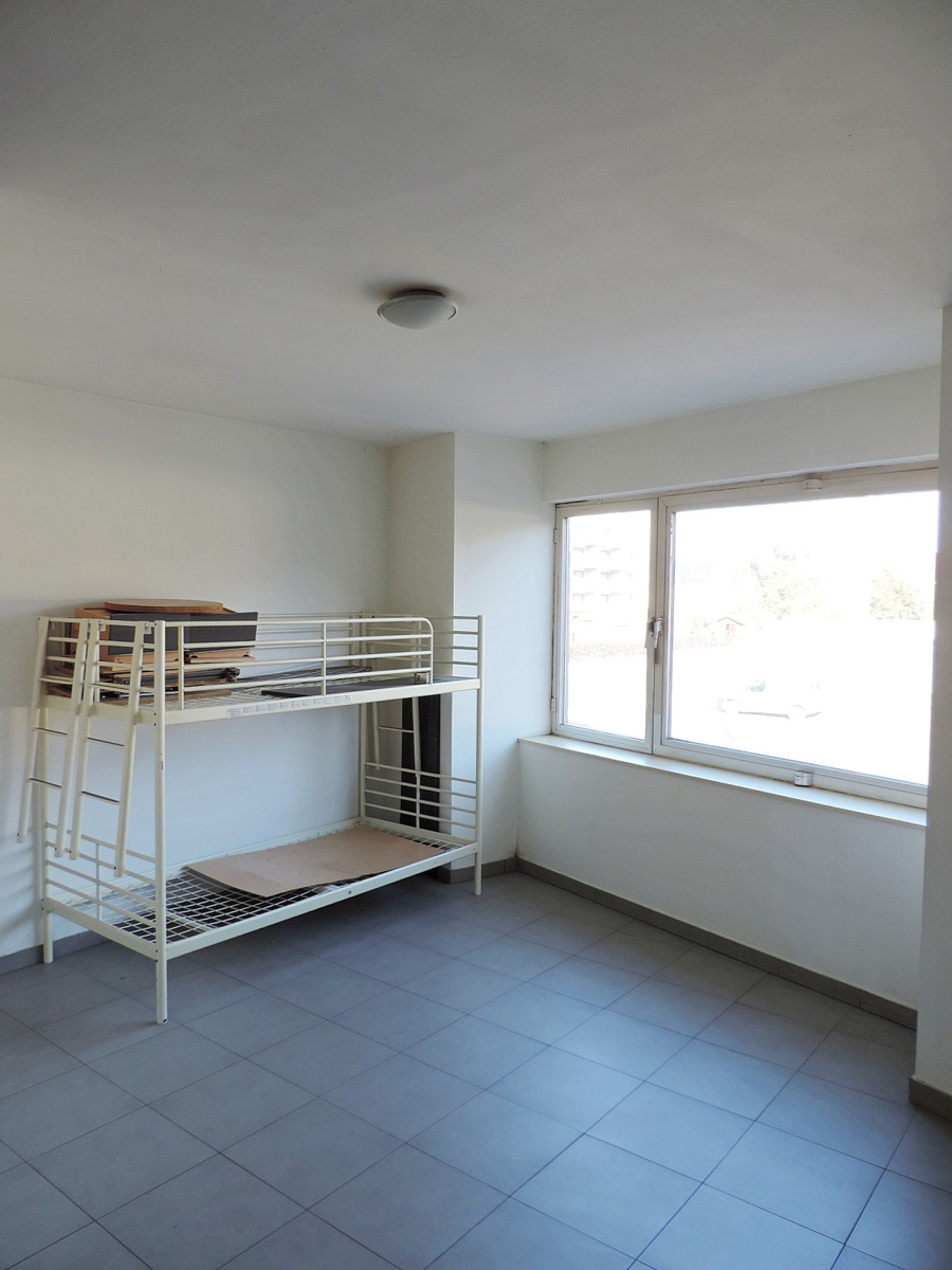 Opbrengsteigendom met handelsgelijkvloers en 2 appartementen - foto 5