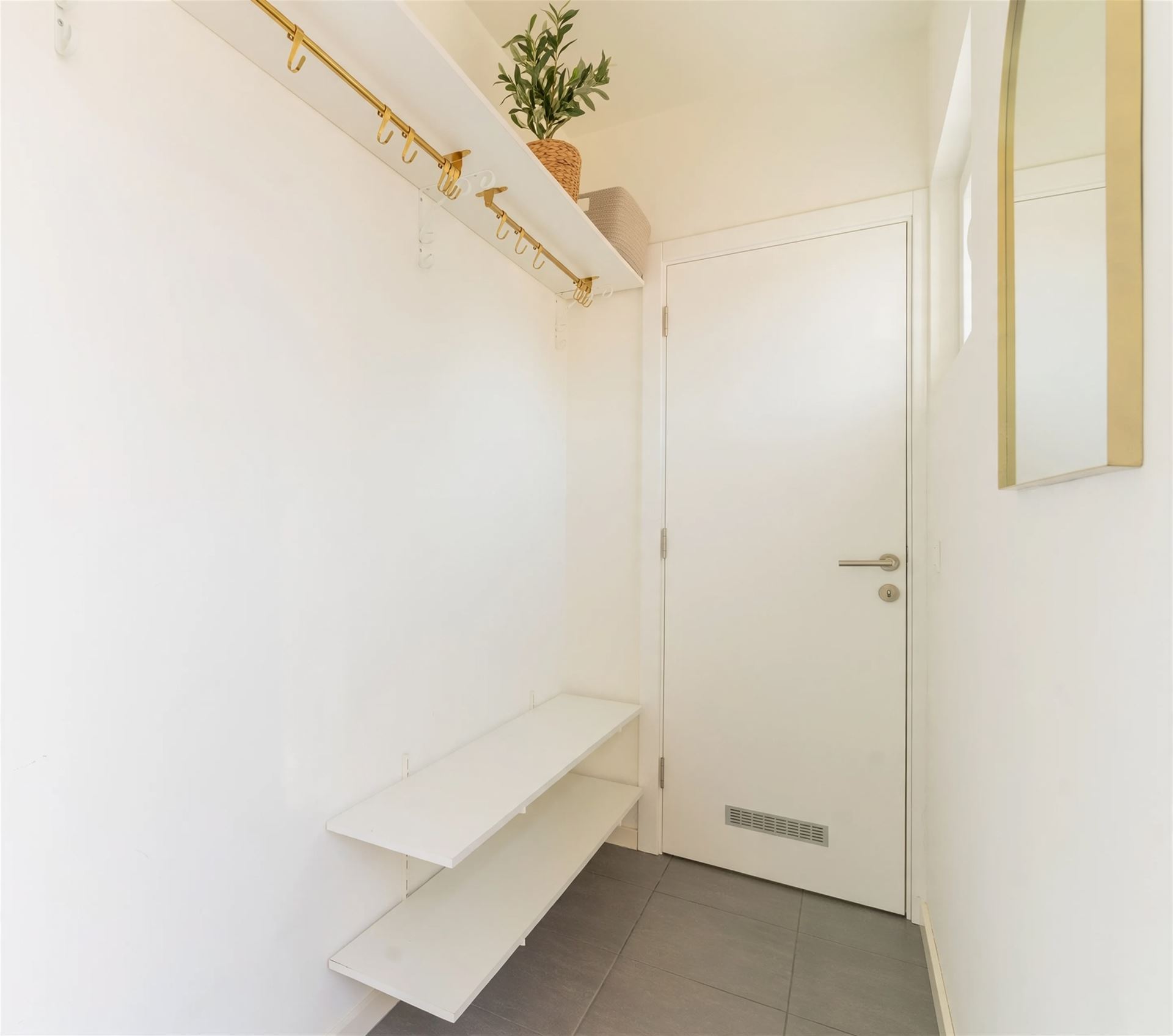 Instapklare BEN-woning met 4 slpk, garage en tuin! - foto 4