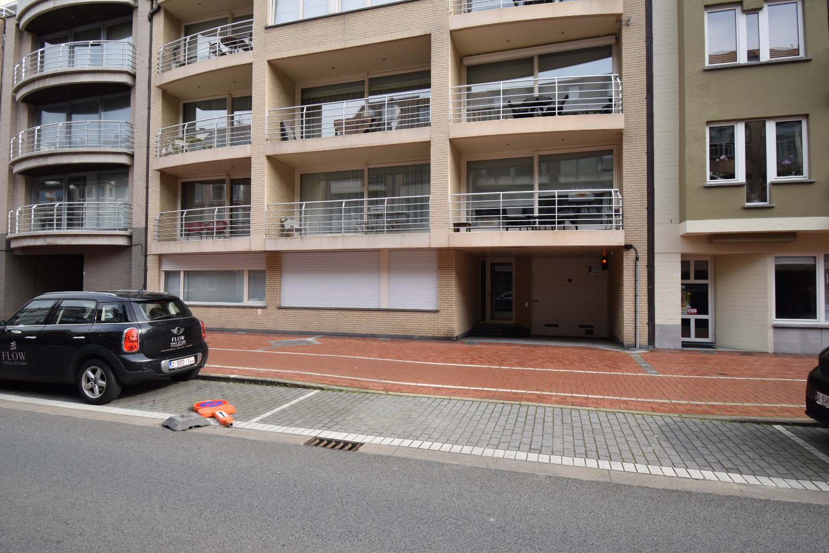 Staanplaats te huur gelegen op de Paul Parmentierlaan te Knokke-centrum. - foto 2