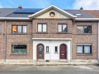 Voor meer informatie of een bezoek contacteer Anne De Block van OC Vastgoed: 0471 38 00 36 of anne@ocvastgoed.bePrijs VANAF 199.000 euro.Deze op te...