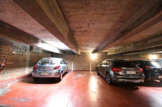 Garage for rent in Jette