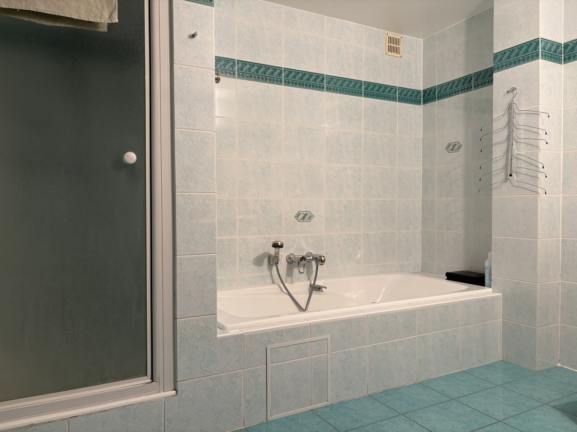 Ruim tweeslaapkamer appartement  - foto 5