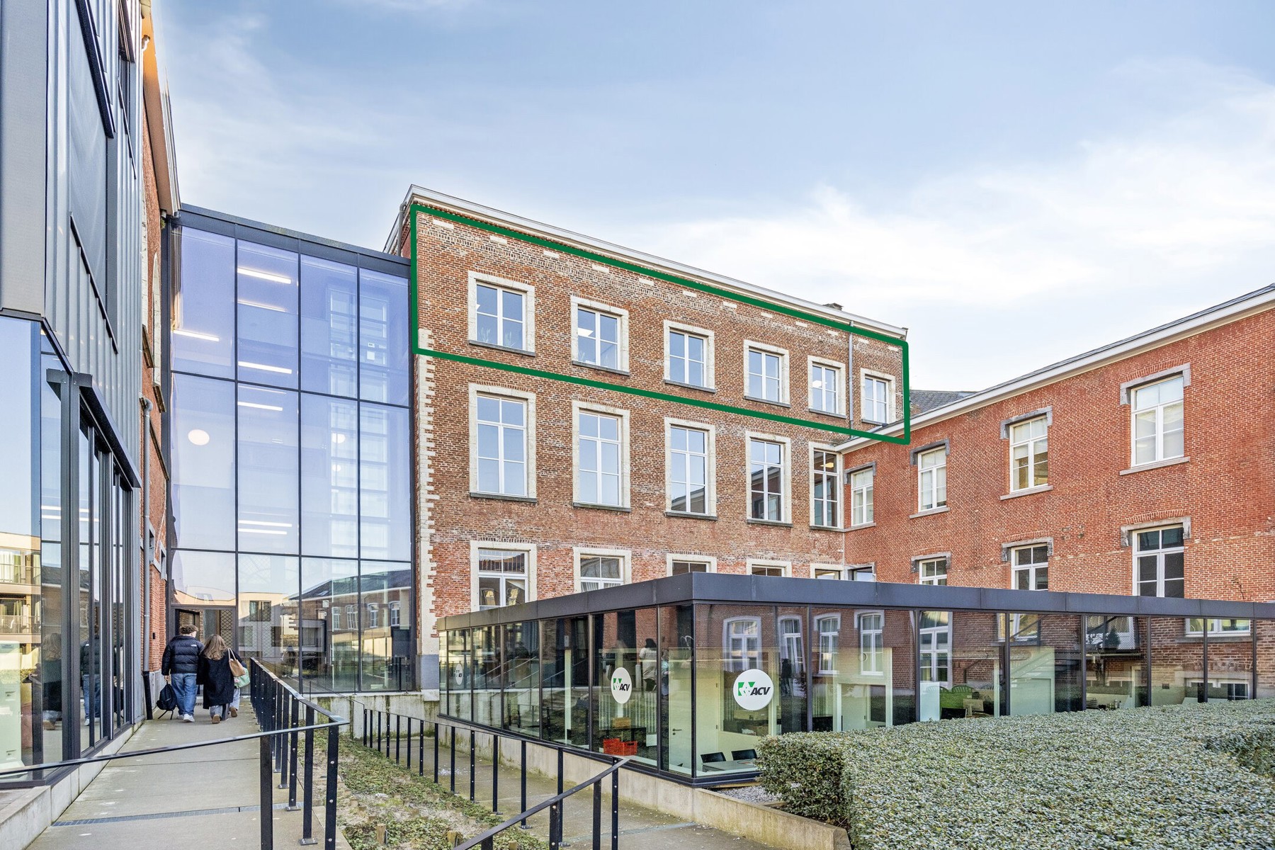 Uitzonderlijke kantoorruimte in commercieel centrum - foto 2