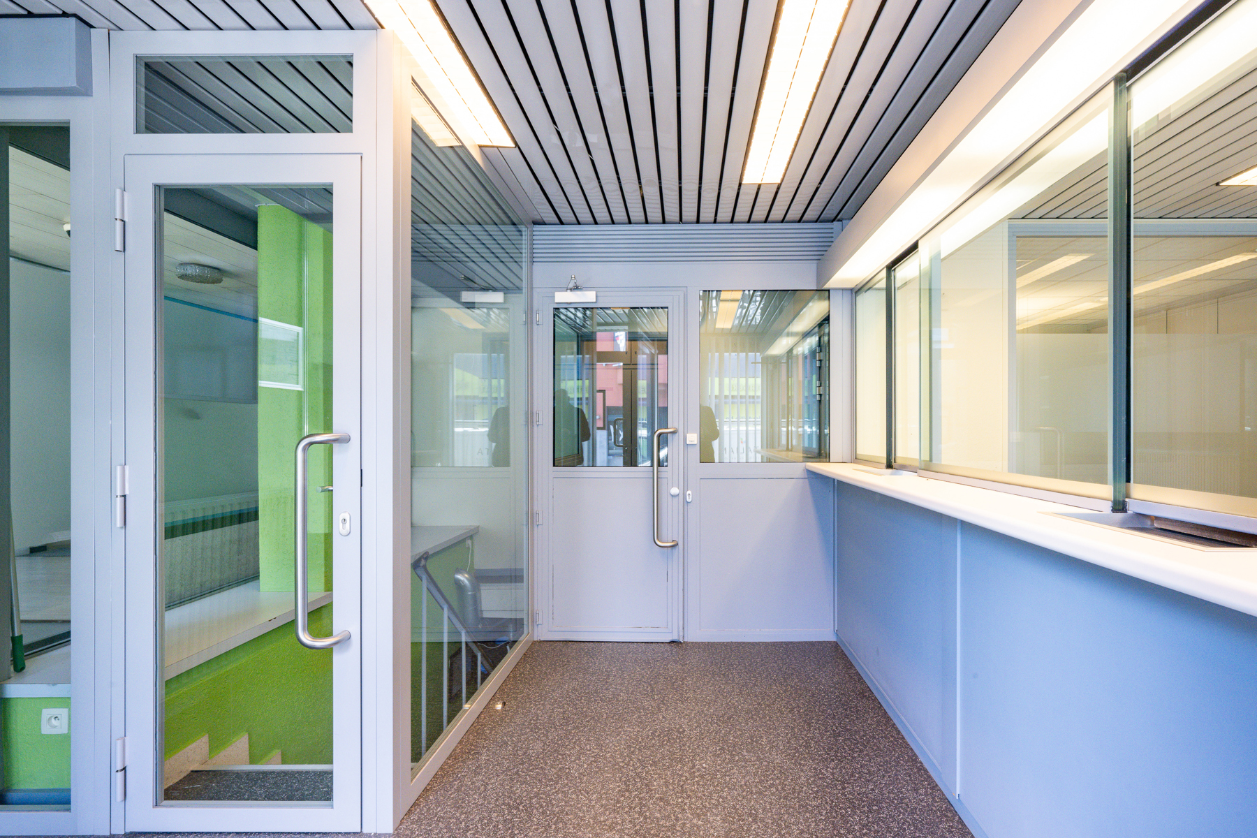 Commercial for sale in Kontich - photo 2