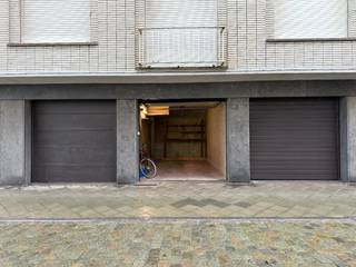 Garage for rent in Ostend
