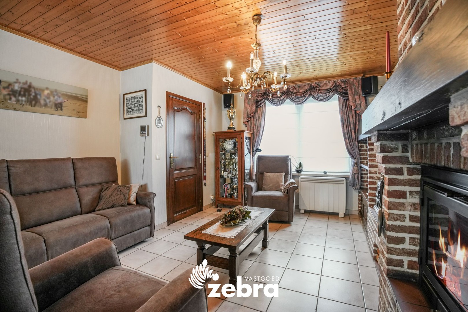 Ruime gezinswoning met 4 slaapkamers, tuin en garage in hartje Tielt - foto 3