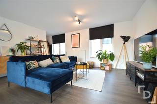 " Nieuw & volledig opgeschilderd duplex appartement in Ieper"Dit volledig nieuw appartement met een zeer lage EPC-score bevindt zich aan de rand van...