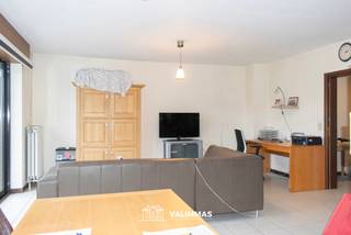 VALIMMAS verhuurt dit instapklare appartement met terras en autostandplaats aan de rand van het centrum.... Het appartement, gelegen op de...