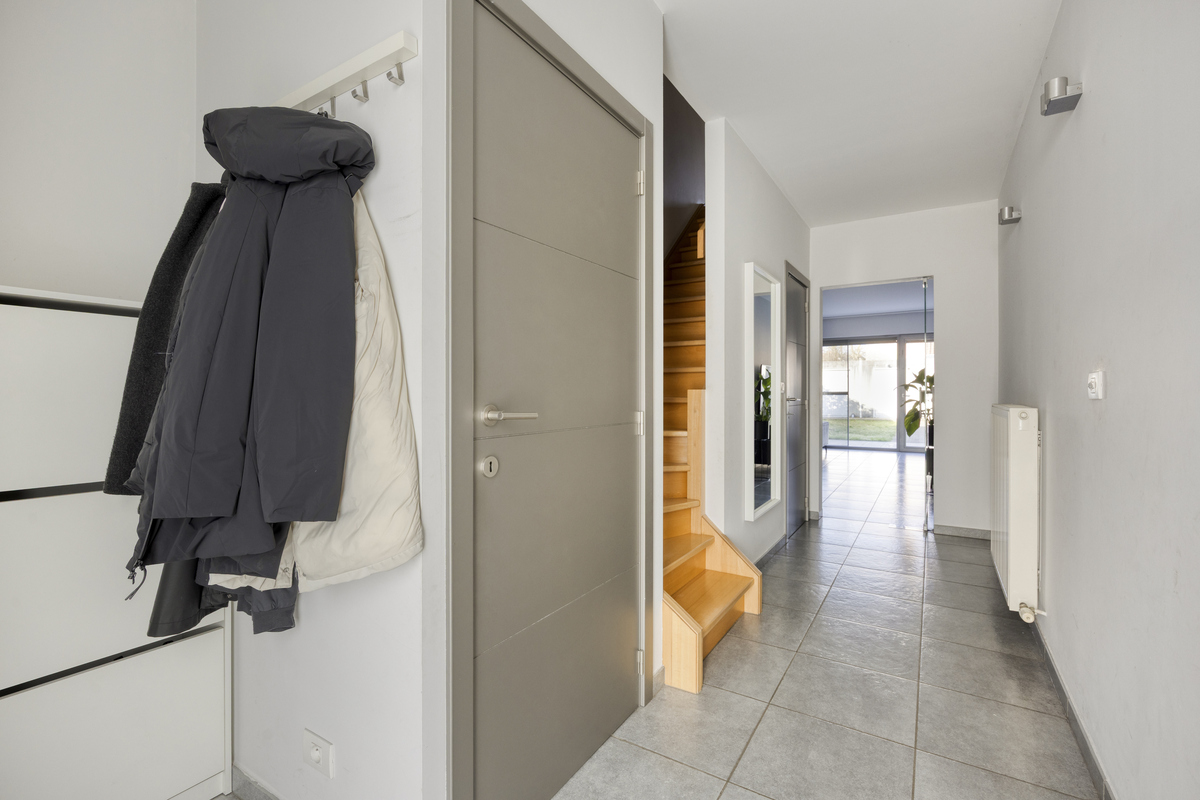 Trendy woning met dubbele garage - foto 2