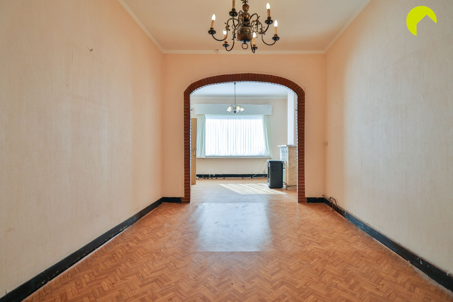 Ter renoveren woning in het centrum van Edegem - foto 4