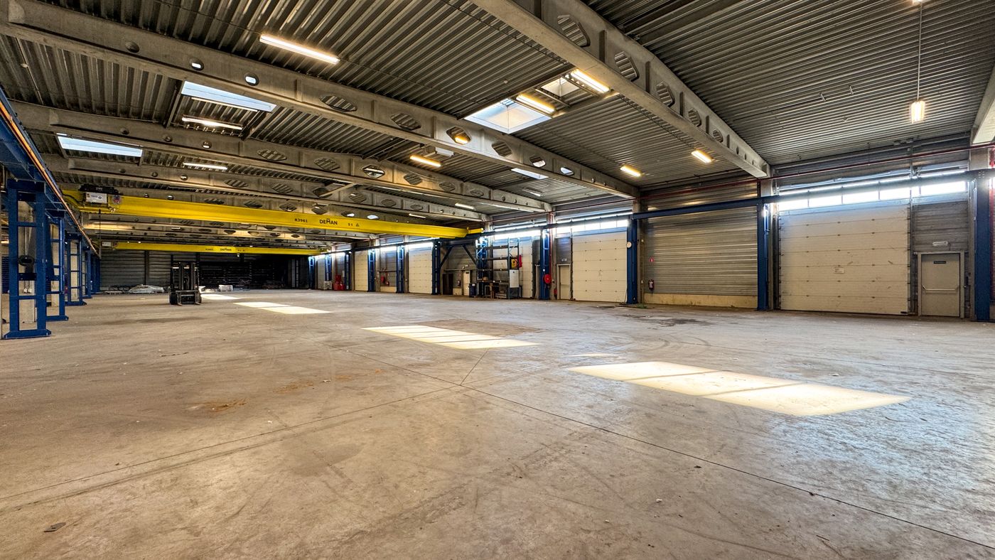 Industrial building of 5,483 m² on its own plot of 10,194 m² with excellent accessibility in Duffel - photo 4