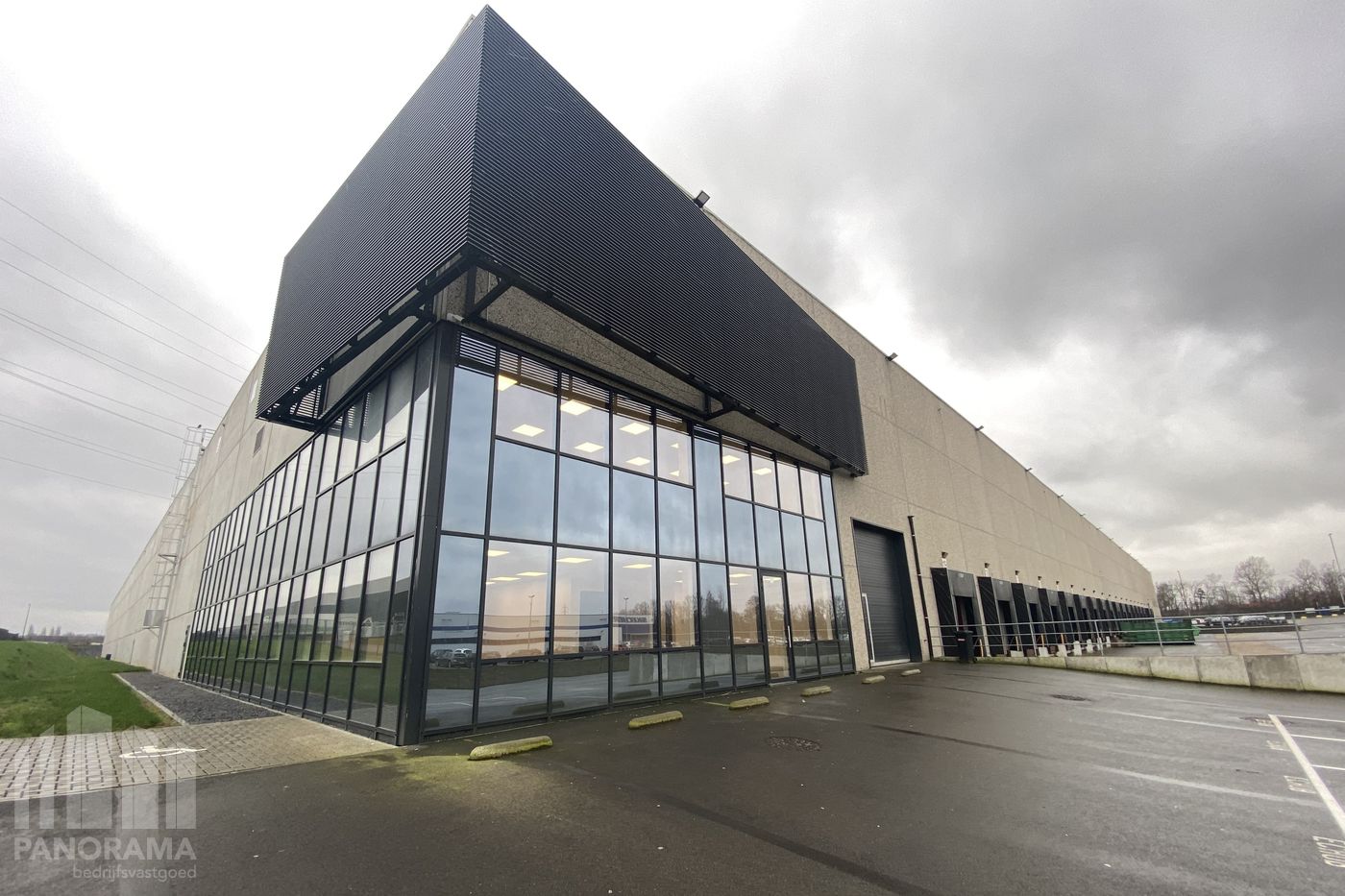Logistiek loods van 4.373 m² aan exit E313 - foto 5