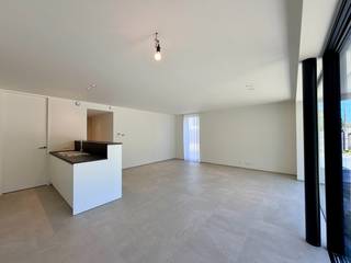 Dit prachtige nieuwbouwappartement met twee slaapkamers en stadstuin bevindt zich op een toplocatie in het centrum van Tielt. Verschillende...