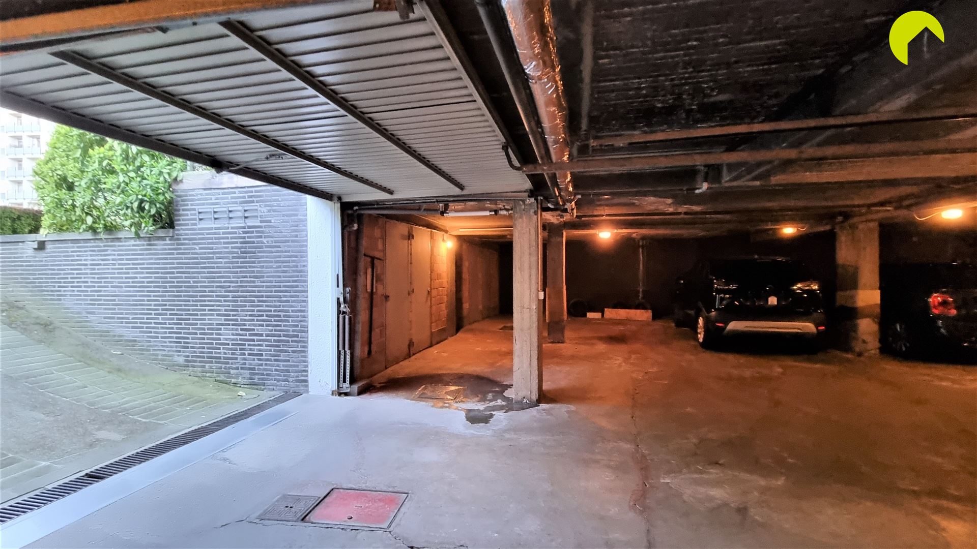 Parking - photo 2