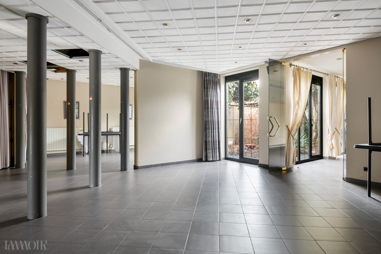 Handelspand met tal van mogelijkheden in Merksem. - foto 4