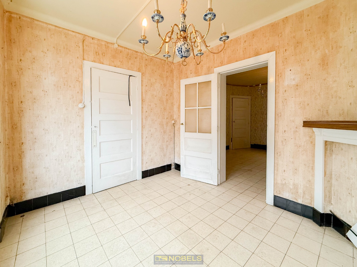 Te koop, volledig te renoveren stadswoning met stadskoer te Ronse - foto 4