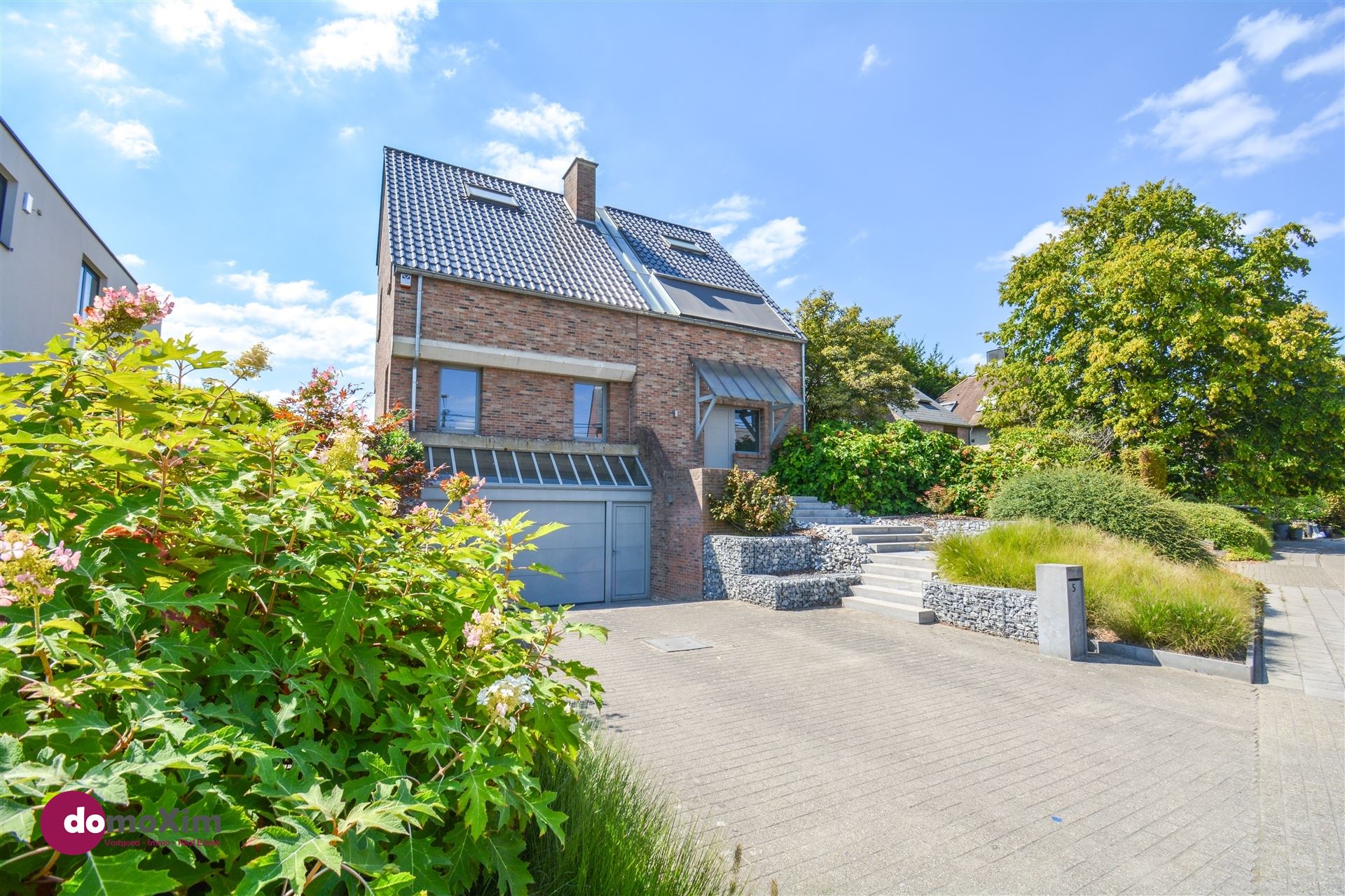 Speelse, vrijstaande woning met 384 m² woonplezier en een ZW-gerichte tuin vol privacy - foto 1