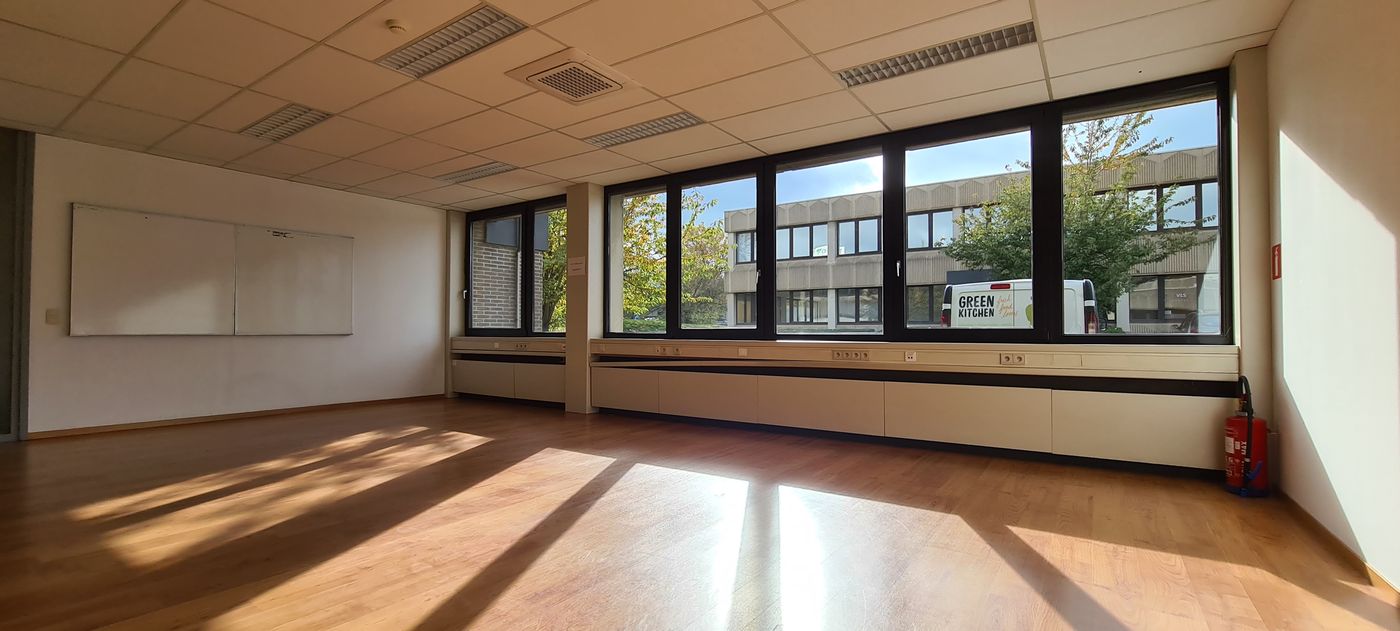 500 m² kantoorruimte nabij de R0 te Zaventem - photo 2