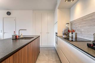 Recent ground floor apartment for sale in the Fleur de Lin residence in the center of Wielsbeke. This energy-efficient one-bedroom apartment can...