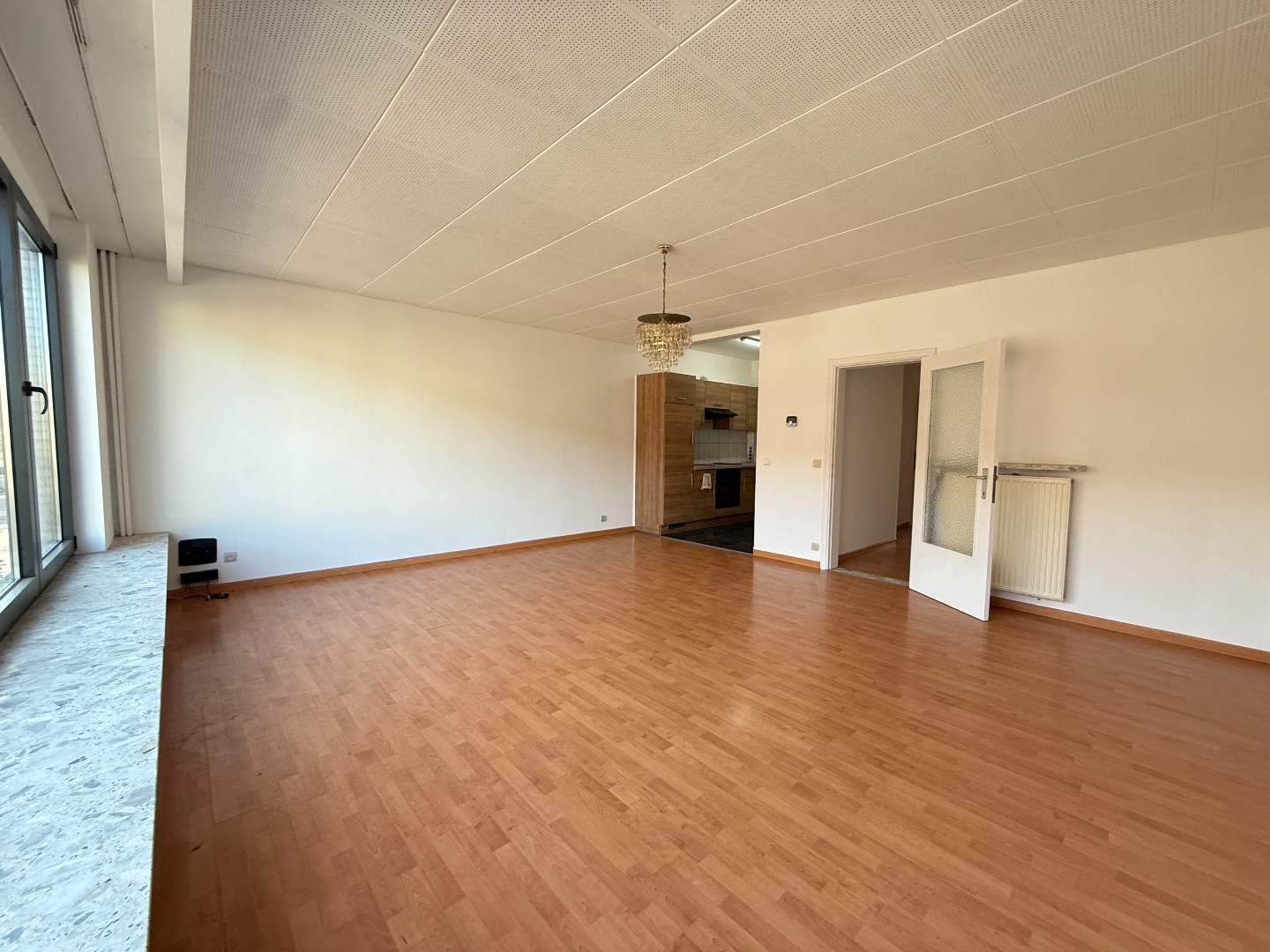 Gerenoveerd appartement met riante garage / magazijn - foto 5