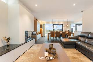 Voor meer info en foto’s, surf naar www.swevers.be– In Rummen (Geetbets) vind je deze instapklare halfopen bebouwing uit 2020 met een bewoonbare...