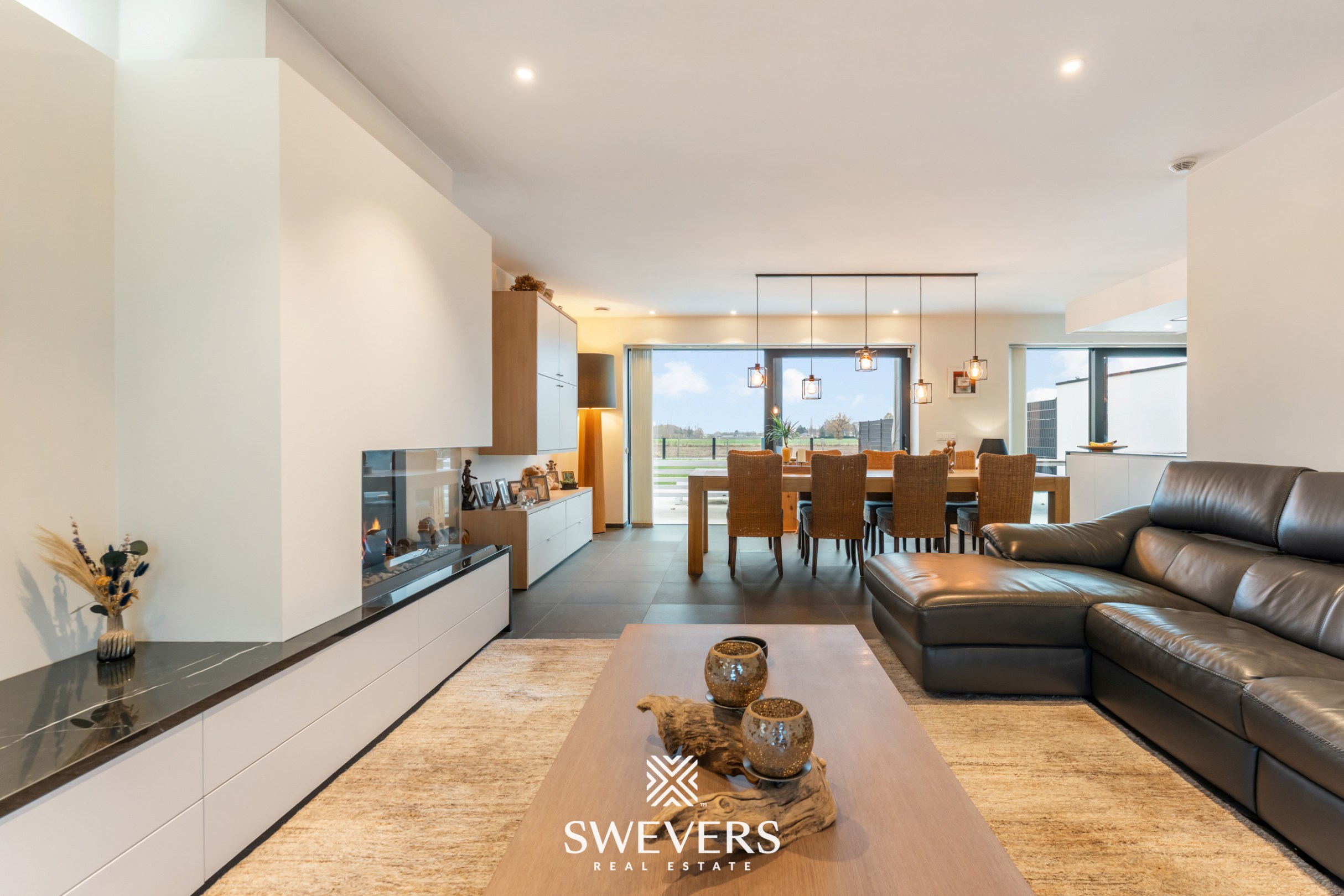 Instapklare gezinswoning met 3 slpks en ruime tuin - foto 2