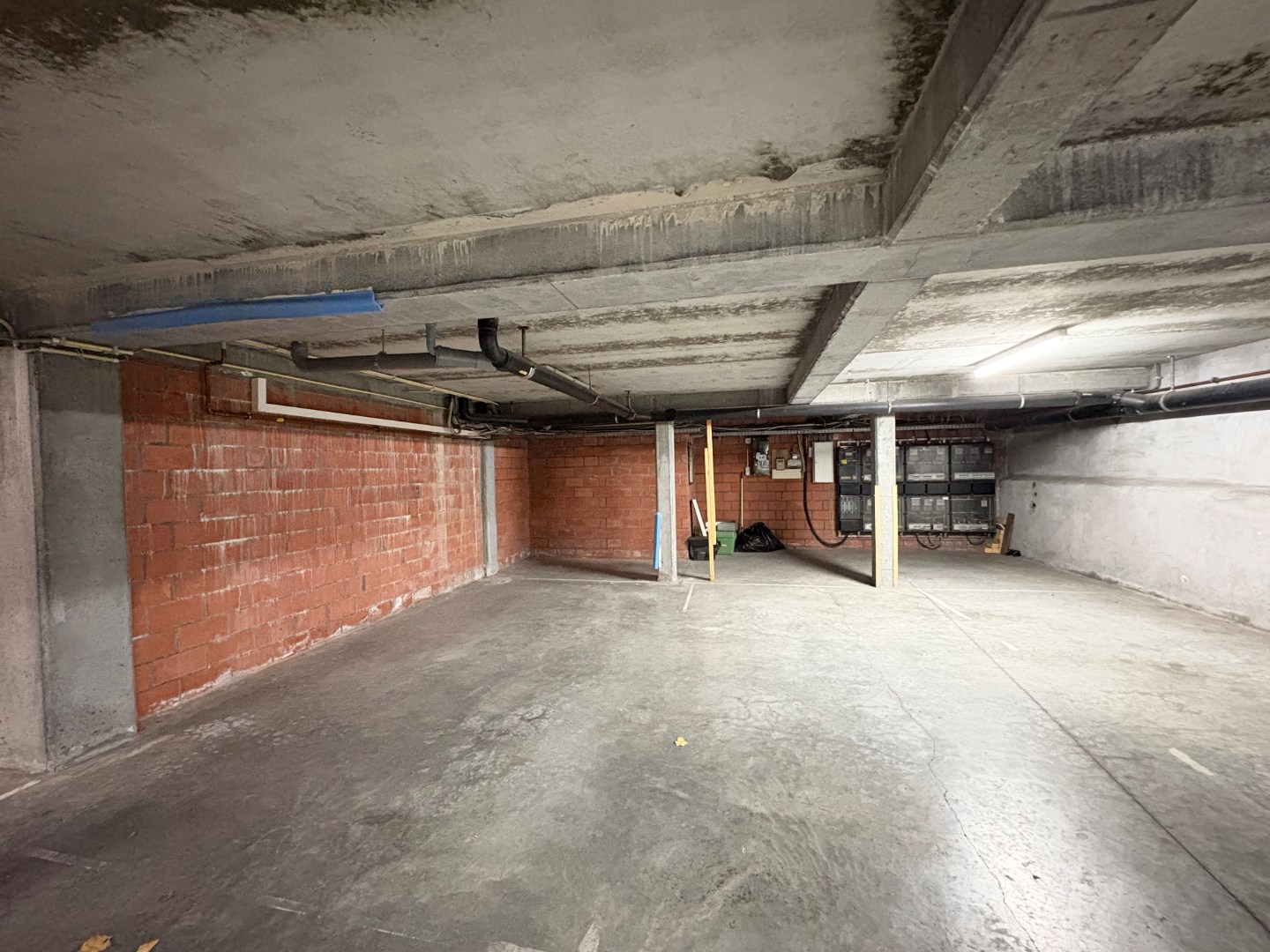 Garage à louer à Bruges - photo 3