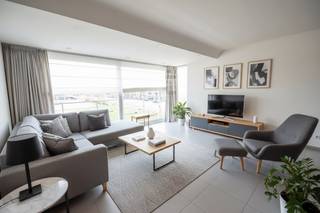 Ideaal investeringspand!Appartement op de 2 verdieping met mooie, brede leefruimte en open, ingerichte keuken.Het appartement beschikt over 2...