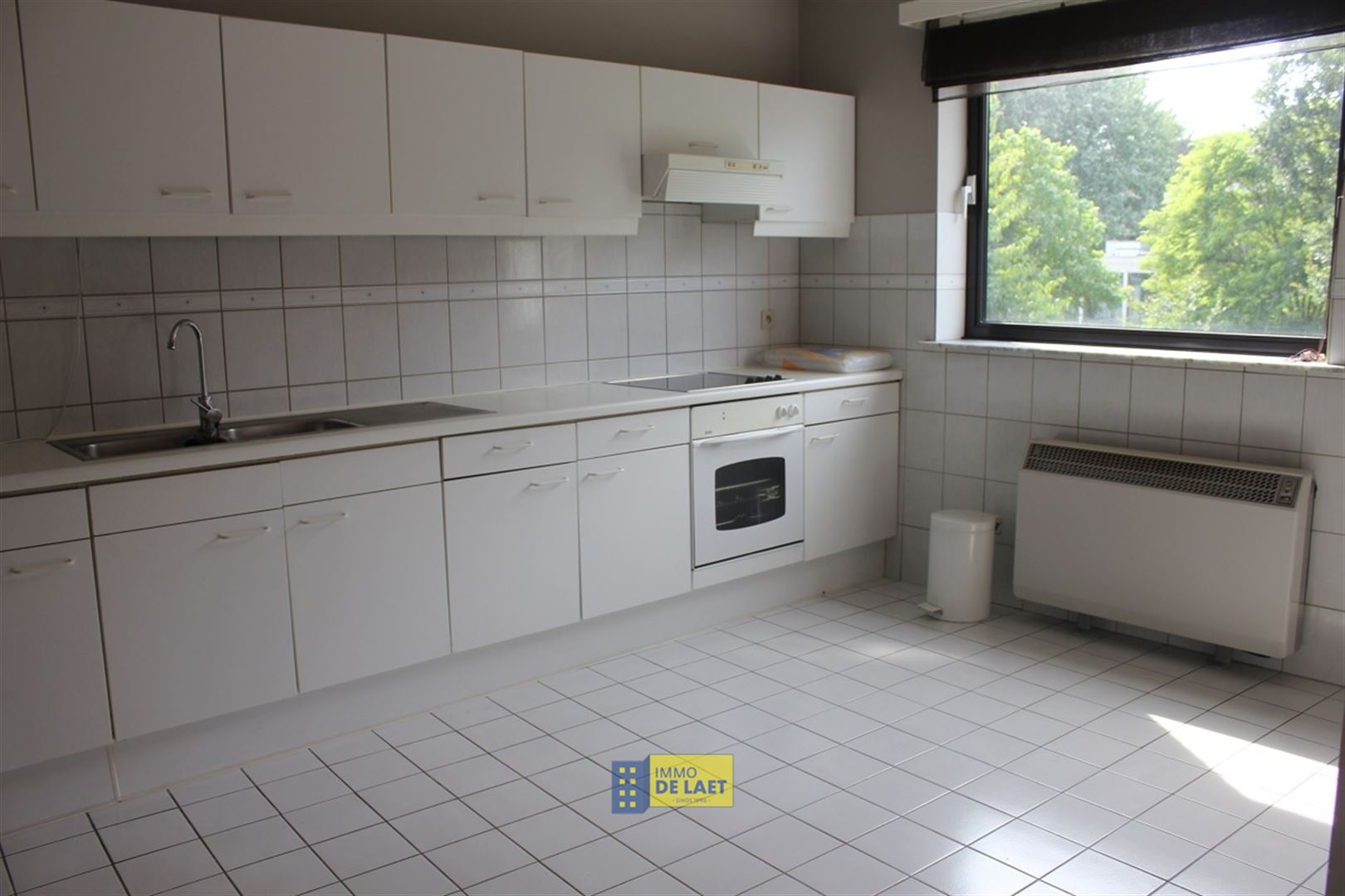 Appartement met 2 slaapkamers en staanplaats - foto 4