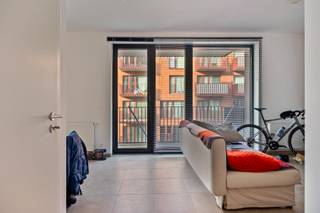 Deze studio met terras in Anderlecht, gelegen nabij Erasmus, combineert een praktische indeling met een gunstige ligging en energiezuinige...