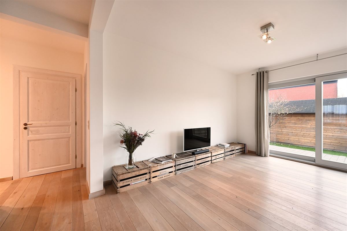 Instapklare woning met mogelijkheid tot praktijk/tweewoonst. - foto 4
