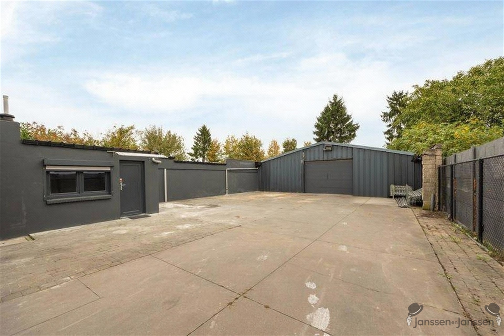 gerenoveerde woning met ruim magazijn  - foto 4