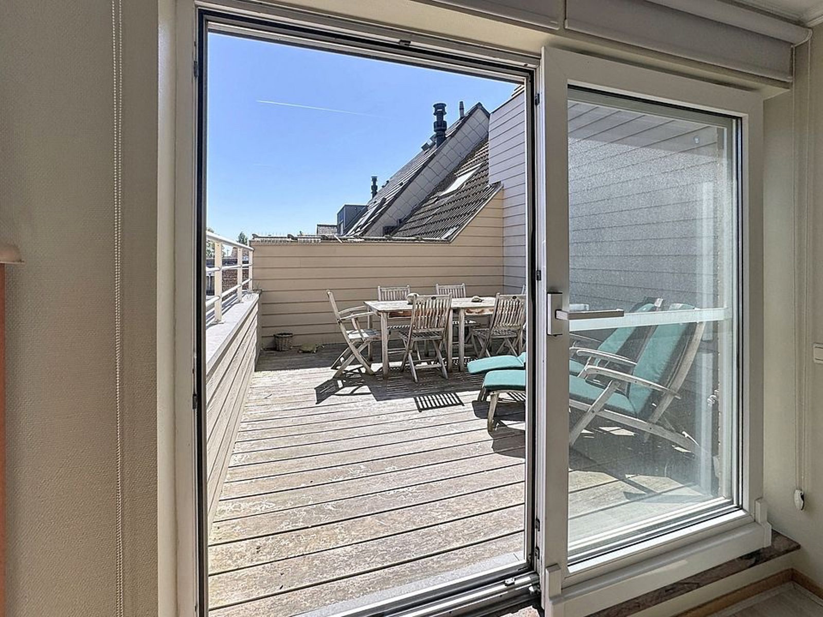 Apartment for rent in Knokke-Heist with 4 bedrooms - photo 4