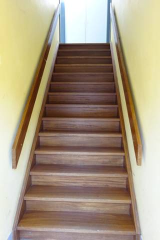 5 studio's gelegen in het centrum van Deinze op rustige locatie met de Markt, winkelcentra en openbaar vervoer op wandelafstand.Elke studio bestaat...