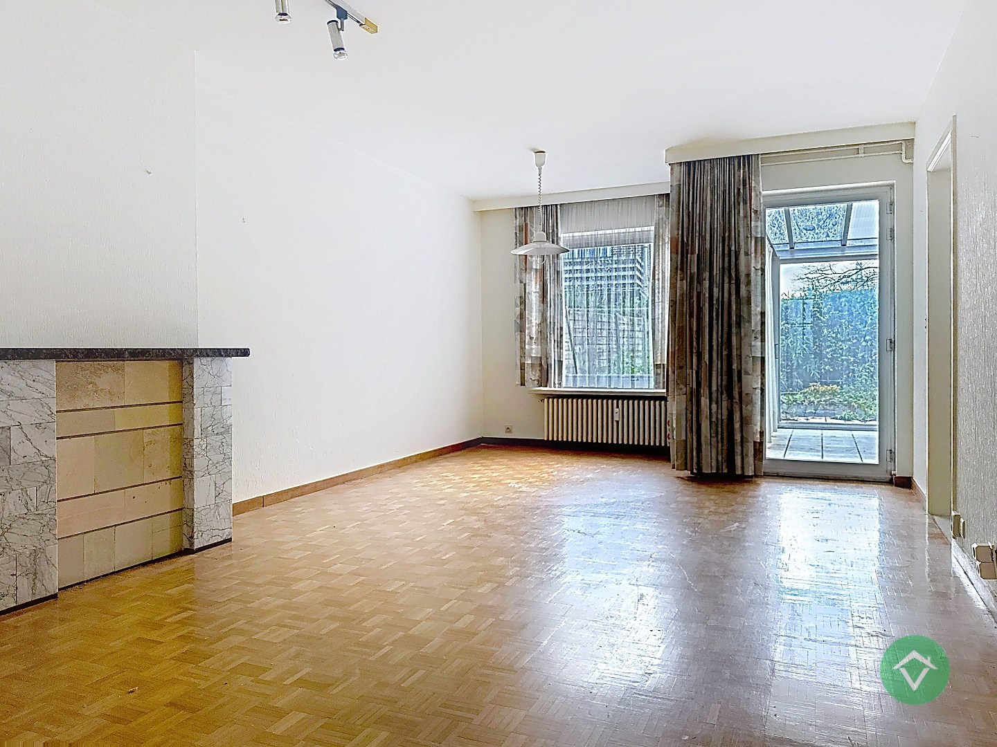 Gelijkvloers appartement met autostandplaats en garage te Roeselare - foto 4