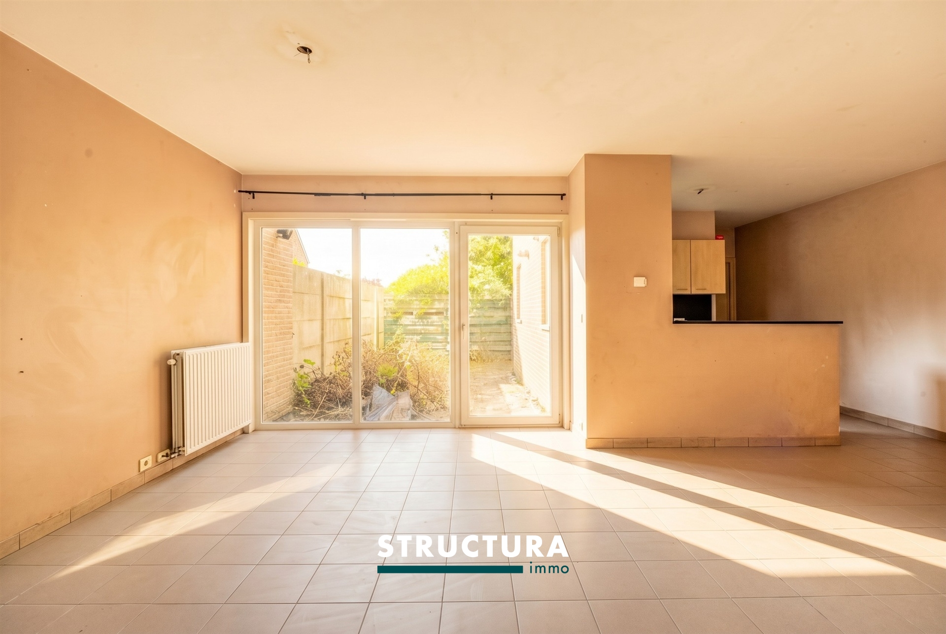 Appartement de plain-pied à rafraîchir avec 2 chambres et jardin - photo 4