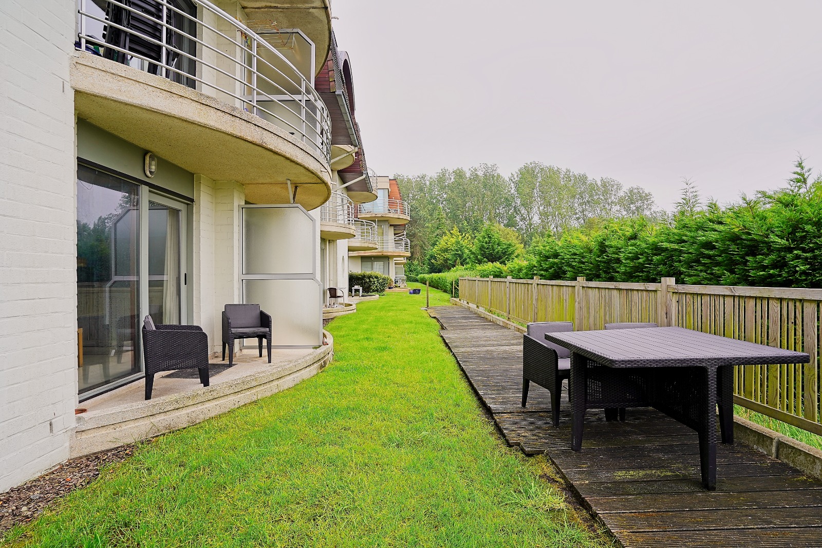 Appartement met autostaanplaats en  gemeenschappelijk zwembad - foto 4