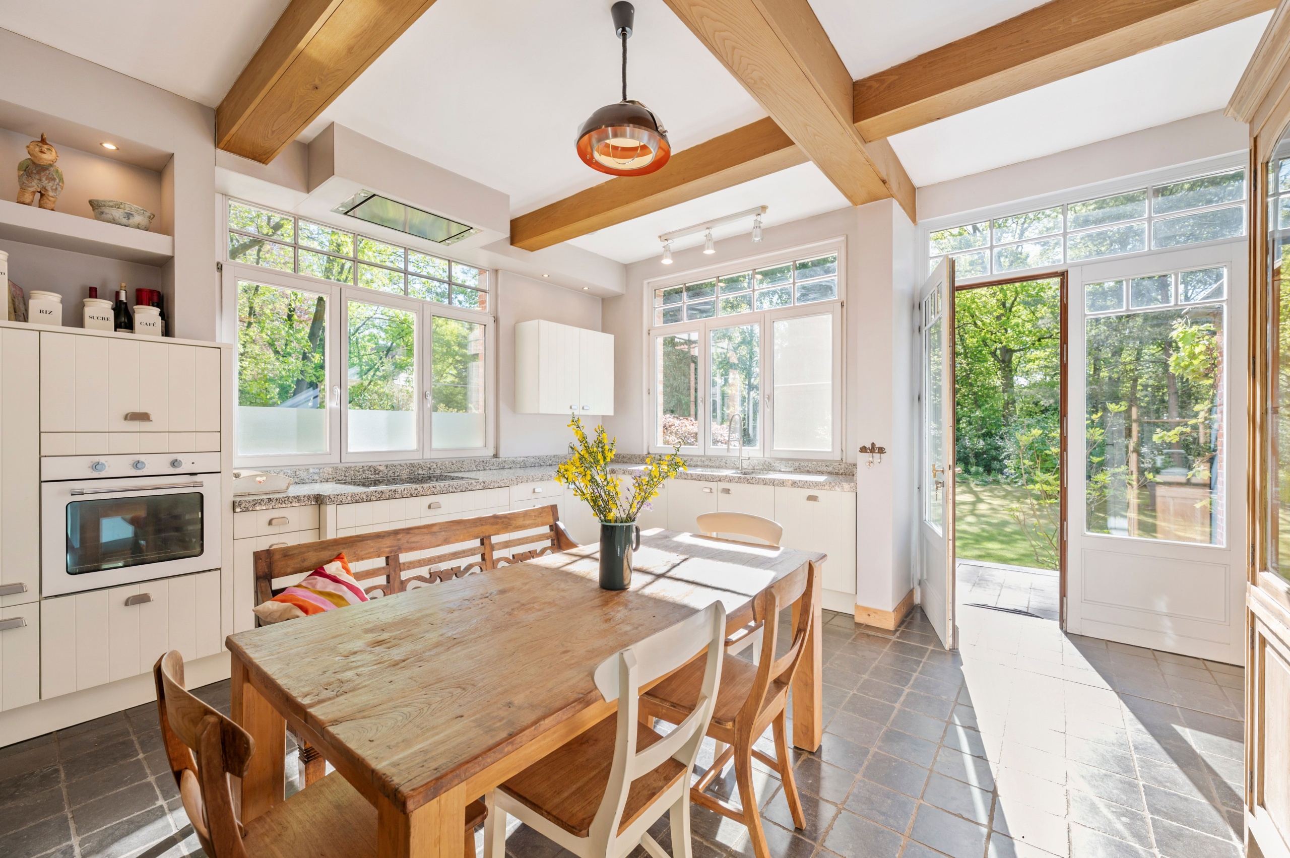 House for sale in Brasschaat with 5 bedrooms - photo 3