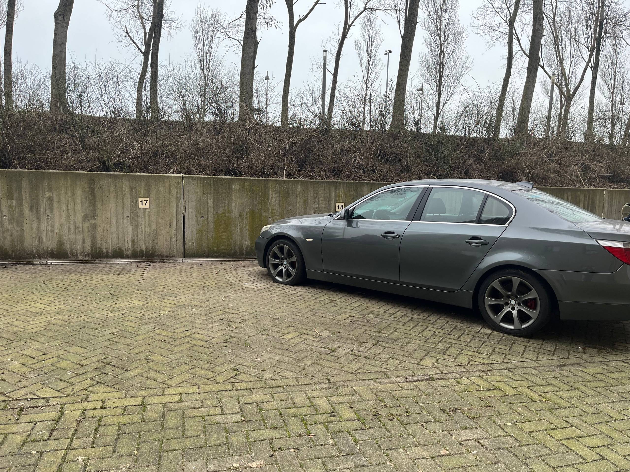 2 autostaanplaatsen en kelderbering te koop in Zeebrugge - foto 2