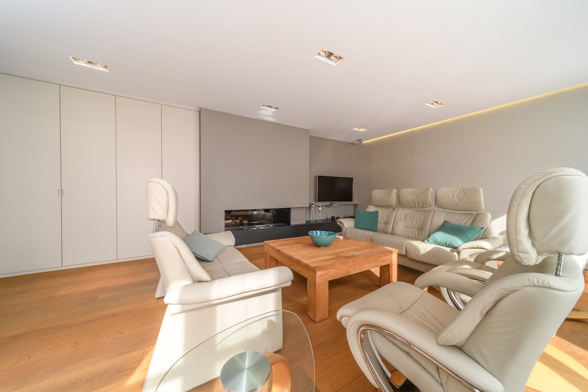 Manoir avec garage spacieux à vendre à Izenberge. - photo 3