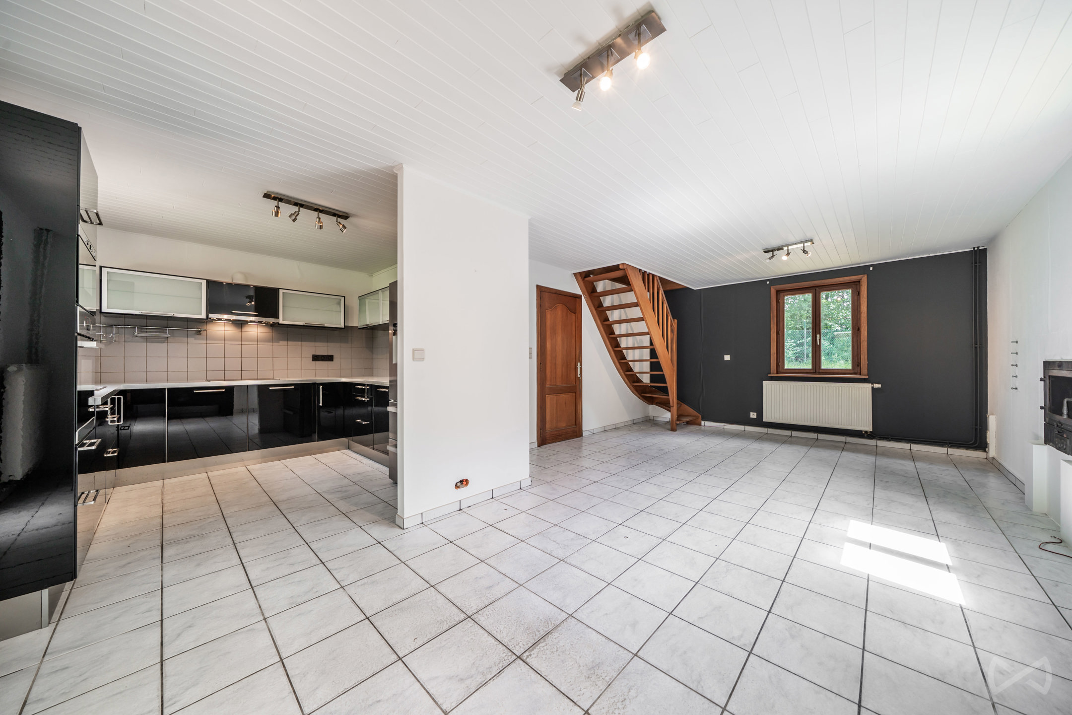 Huis te koop in Belgrade met 4 slaapkamers - foto 4