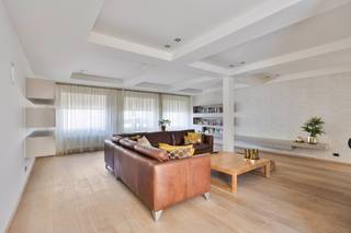 Welkom op de Bilzerweg 19, As.Bent u op zoek naar een ruime woning in het centrum van As?Bent u op zoek naar een volledig instapklare woning met 3...